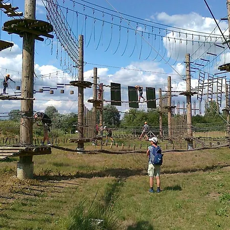 Gasthof Kalandpark Vendeghaz Tiszanána